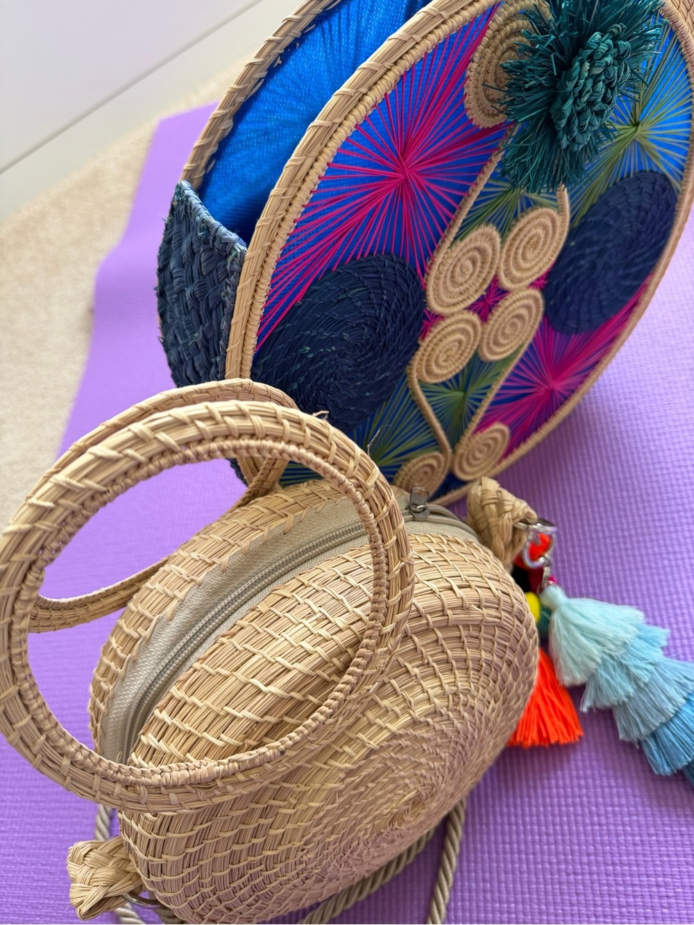 2 Colombian Handmade Woven Straw Bags Round Purse Crossbody Boho Artisan
